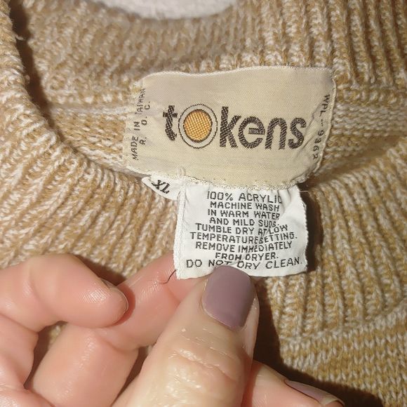 Vintage Women's Sweater Size Large XL Pullover Long Sleeve Crew Neck Tokens - Picture 7 of 9